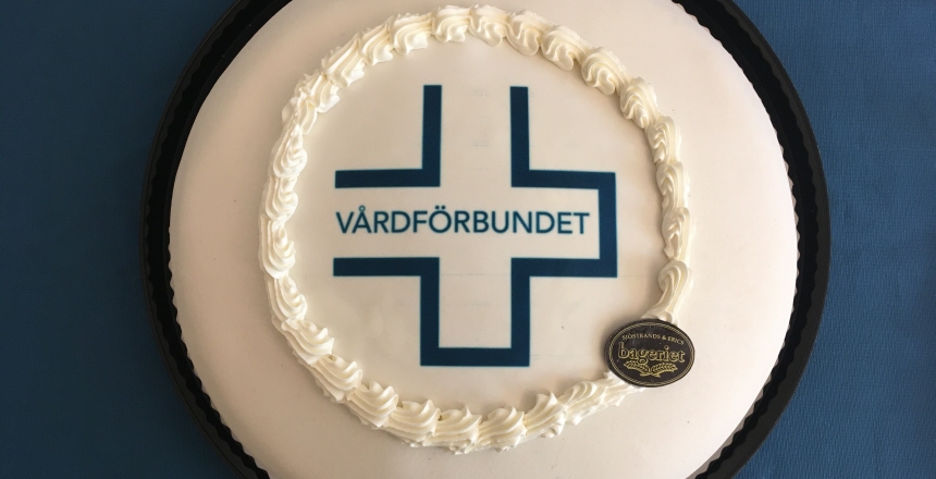 Princesstårta med Vårdförbundslogga på