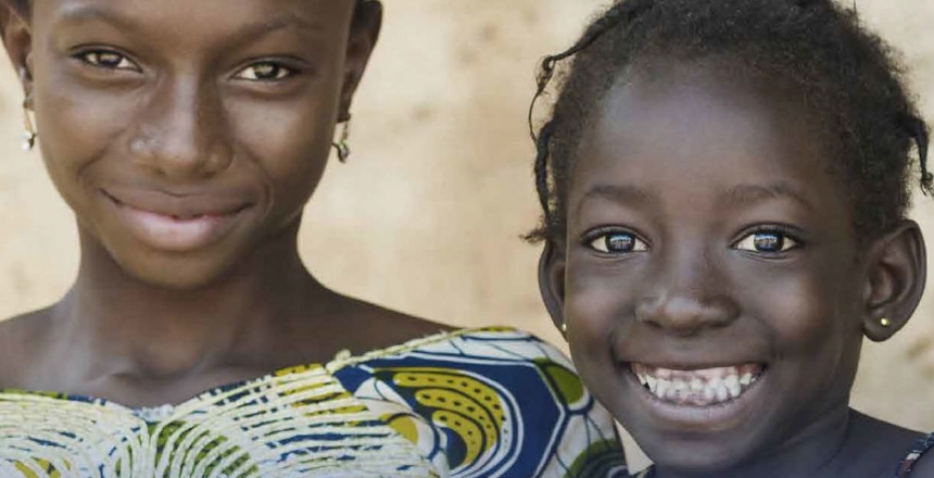 Flickor som deltar i projektet girl child