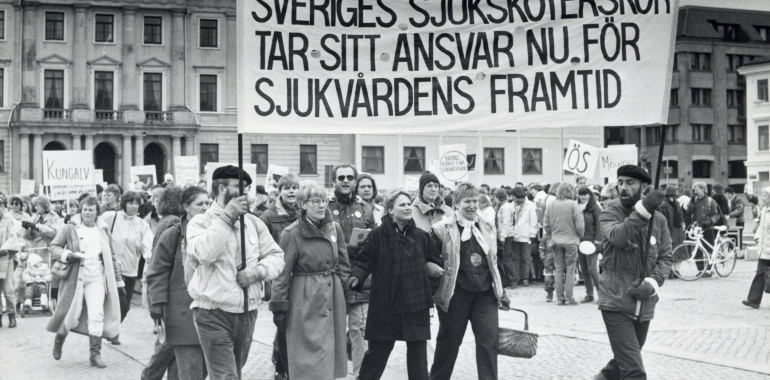 1986 gick ordföranden Marianne Lundqvist i täten för demonstrerande sjuksköterskor i Göteborg.